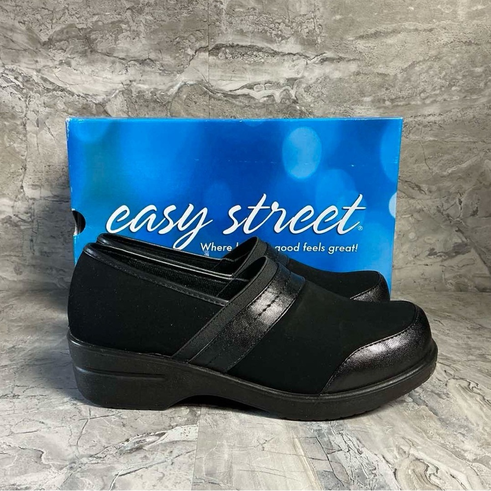 Easy Street Women's Origin Mule - Picture 6 of 7